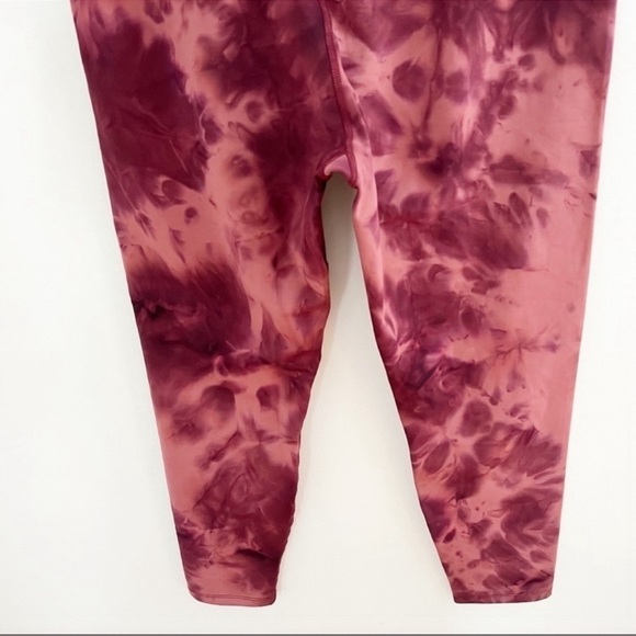 SAGE Maroon Tie Dye Print High Waisted Cropped 7/8 Length Leggings Size XL - Picture 7 of 7